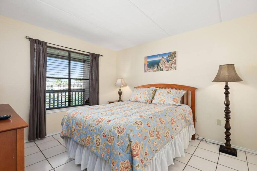 2 Bed 2 Bath Condo By Beach With Resort Pool South Padre Island Kültér fotó
